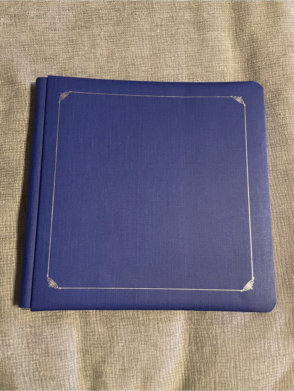 Creative Memories Blue 12x12 Old Style Scrapbook with 15 Blank Pages